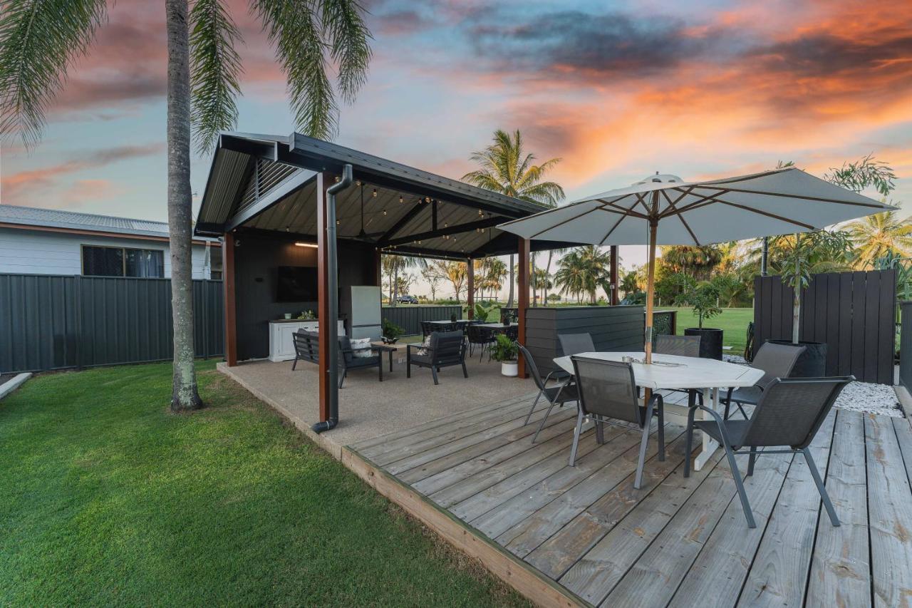 Kinka Palms Motel Yeppoon Exterior photo